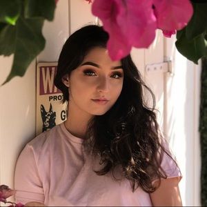 Meet your Posher, Aimee